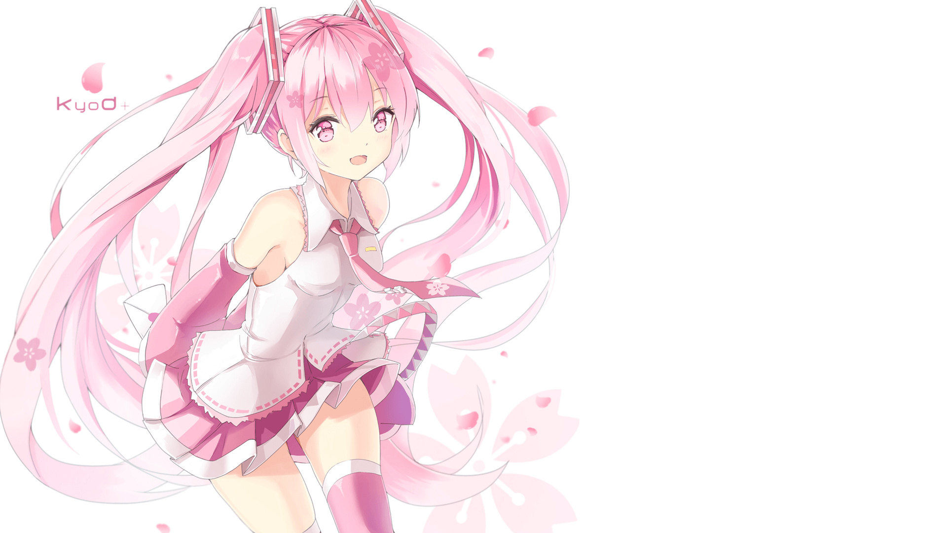 “高新体育中心：健力运动员挑战极限，举重赛事燃爆全场”